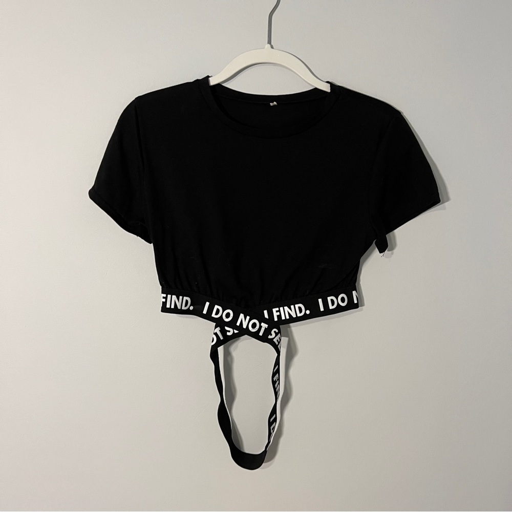 I do not find I seek crop top